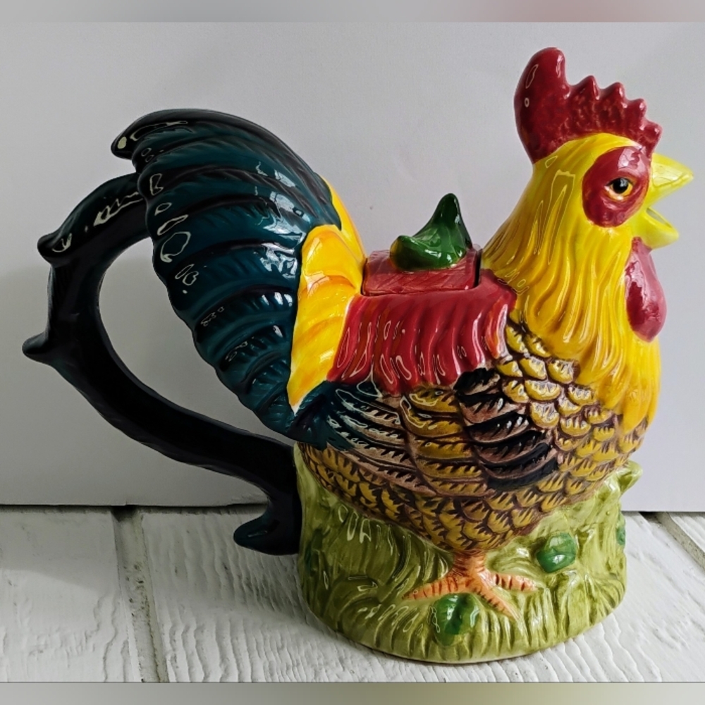 Antique Ceramic Rooster Teapot & Lid Hand Painted 6.5" Tall Farmhouse Decor N-1 - Picture 2 of 16